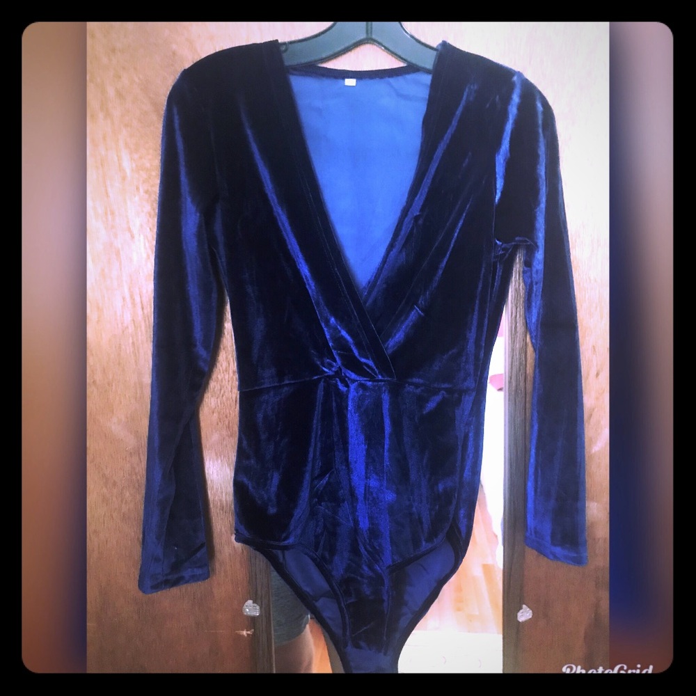 Blue velvet body shirt